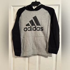 Adidas hoodie YL